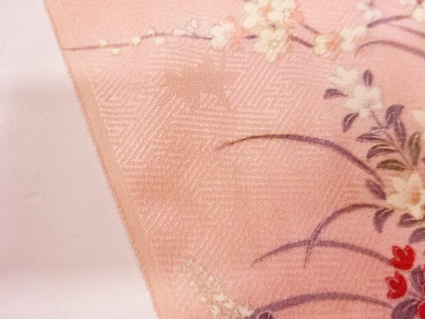 411 - Japanese Silk - Fans & Floral Clusters - Pink with Gold Metallic Accents Fashion